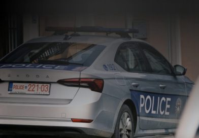 Pas dy orësh nxjerret i gjallë personi i aksidentuar në Gllarevë